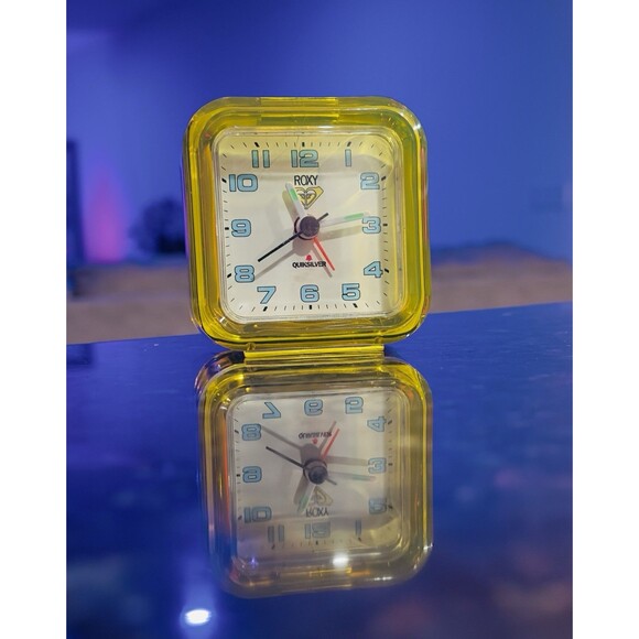 Vintage New In Box Yellow RARE Alarm Clock Roxy Quiksilver - Picture 2 of 8